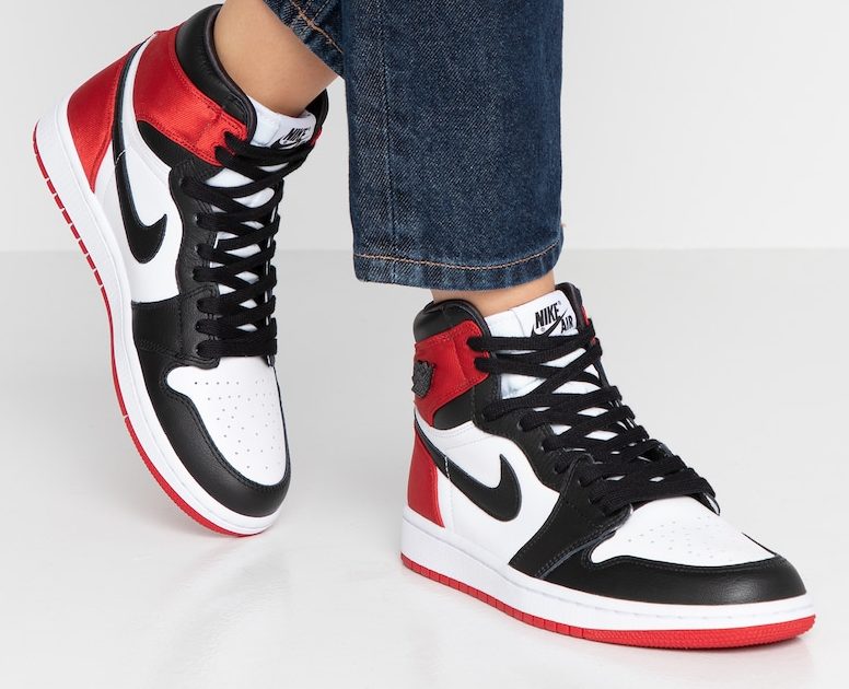 satin black toes foot locker