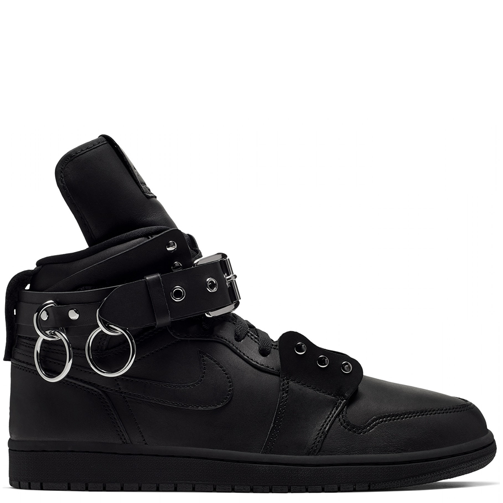 Air Jordan 1 Retro High Comme des Garçons 'Black' | Pluggi