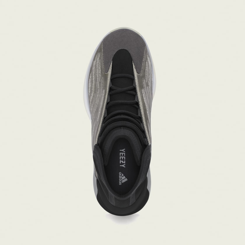 yeezy qntm barium