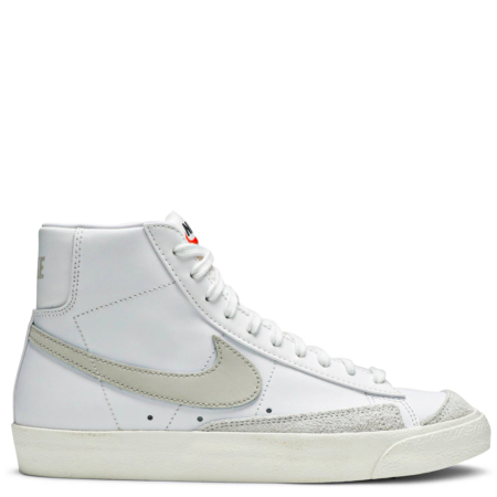 Nike Blazer Mid ’77 Vintage 'Light Bone' (BQ6806 106)