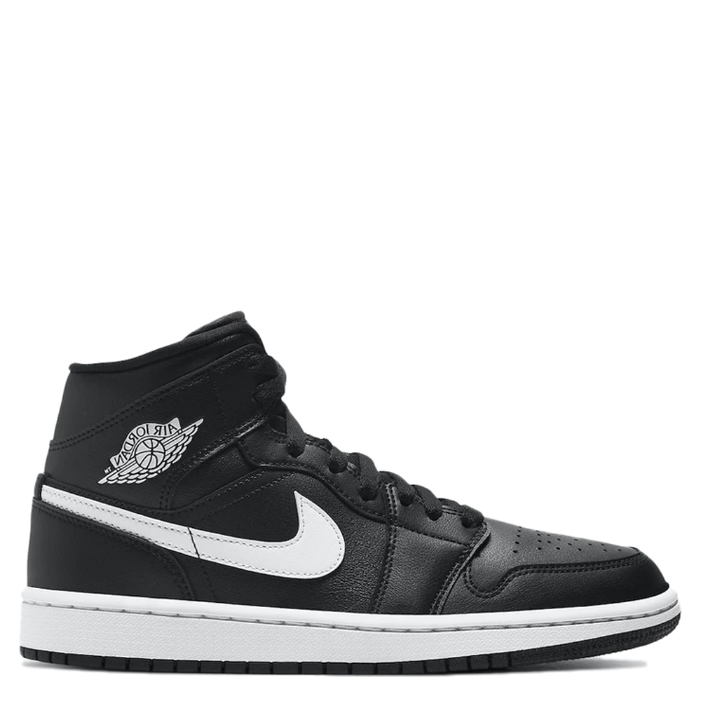 Black and white 26s jordans deals
