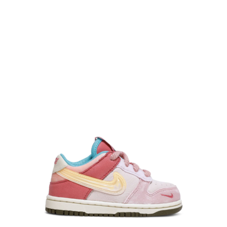 Nike Dunk Low TD Social Status 'Strawberry Milk'