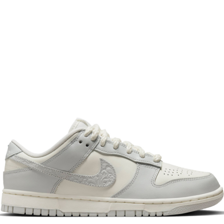 Nike Dunk Low 'Needlework' (W) (FJ4553 133)