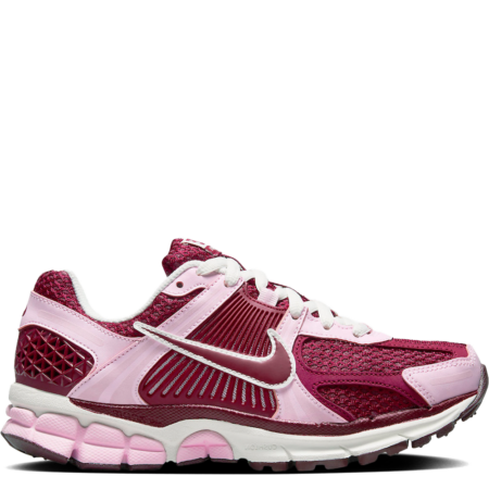 Nike Air Zoom Vomero 5 'Pink Foam Team Red' (W) (FN7196 663)